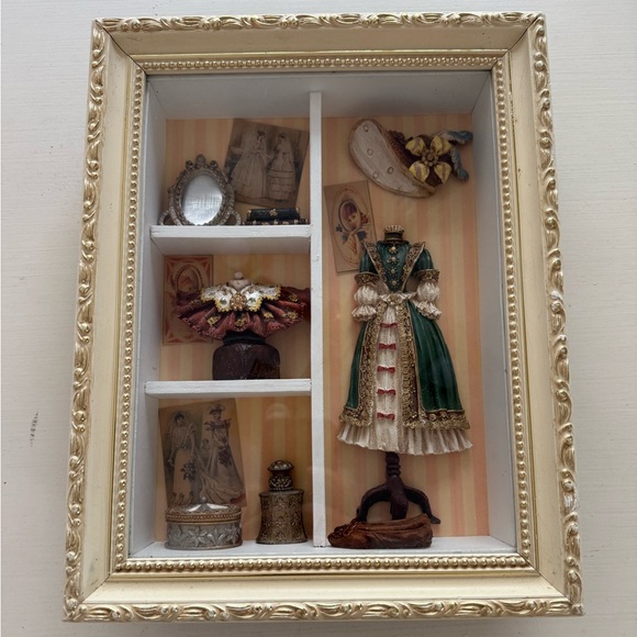 Vintage Shadow Box with Green and Cream Accents - Picture 2 of 5